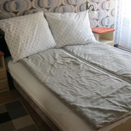 Kitti Apartman Балатонбоглар Екстер'єр фото